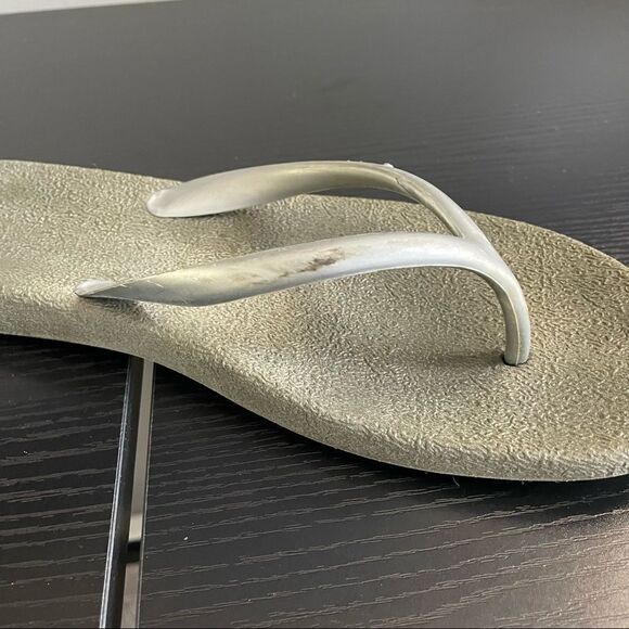 Sanuk Gray & Silver Thong Flip Flops, 10 - Picture 8 of 14